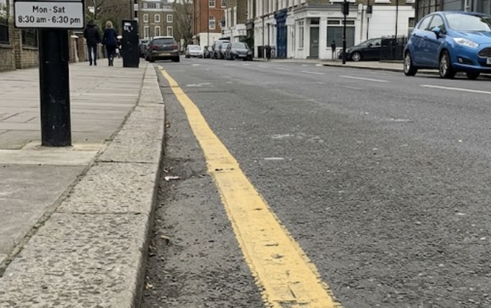 road-markings-quiz sign